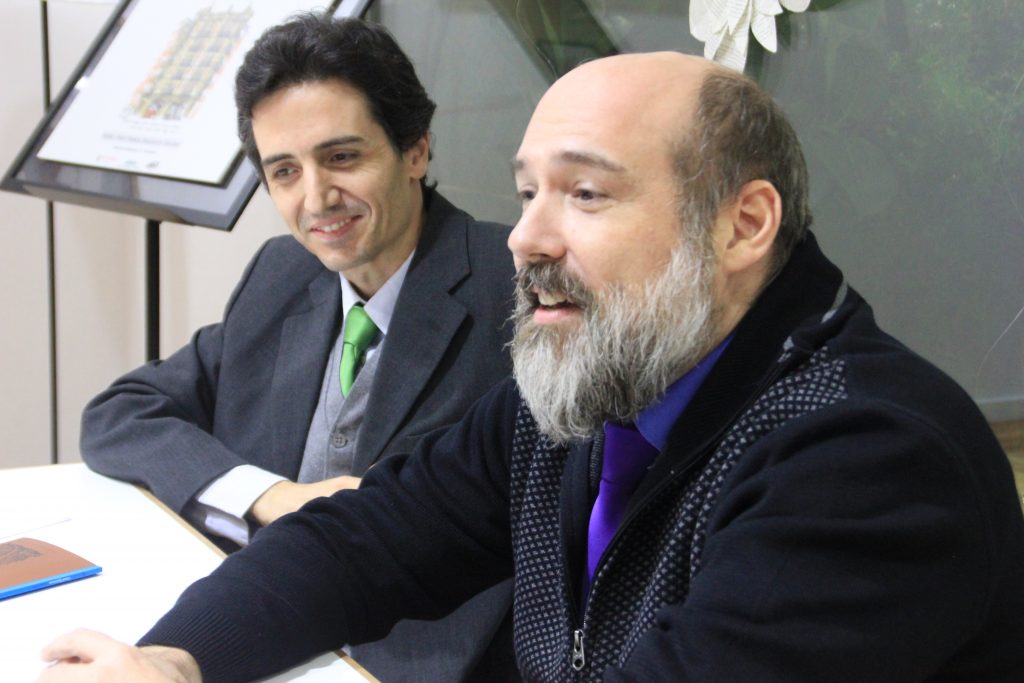 Oriol Quintana, en una imatge de 2019, amb l'editor Ignasi Moreta - Fragmenta Editorial