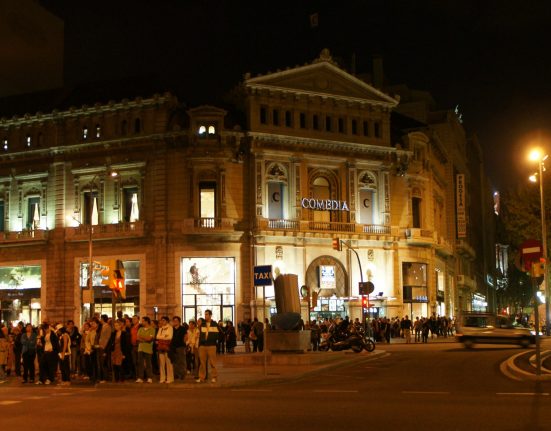 Cinema Comèdia al Passeig de Gràcia de Barcelona