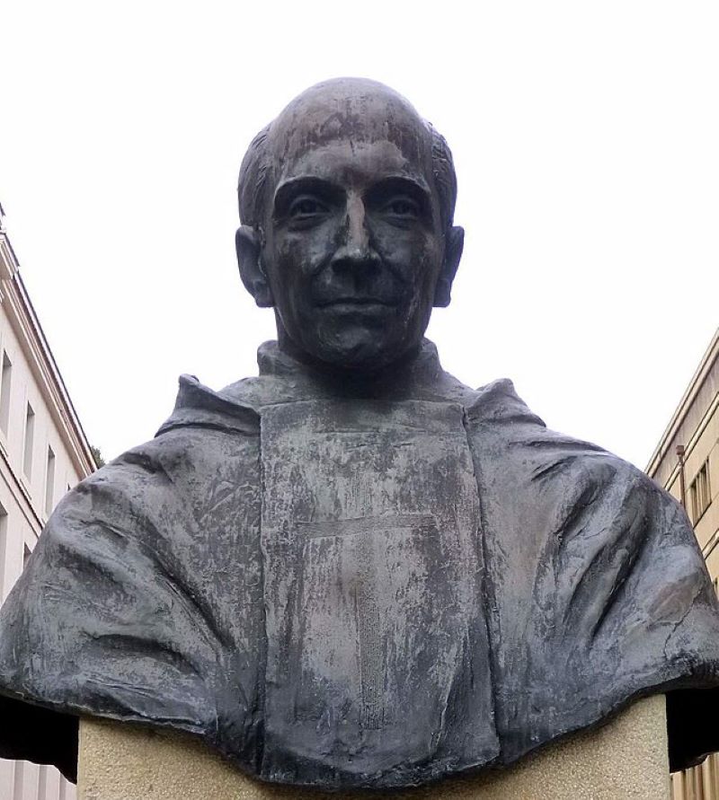 Bust del jesuïta basc Pedro Arrupe
